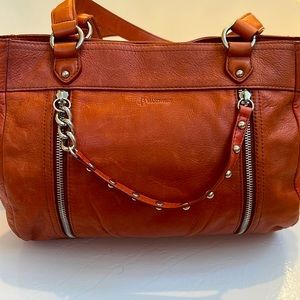 Makowsky leather purse